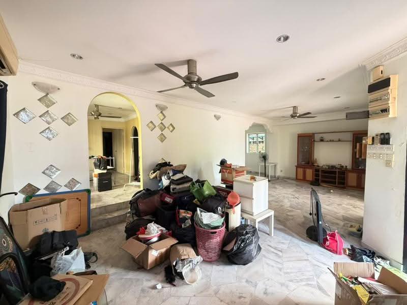 Bungalow House untuk Dijual di Rawang (Selangor) - Andy Yap - Living Room - PropertyGuru.com.my