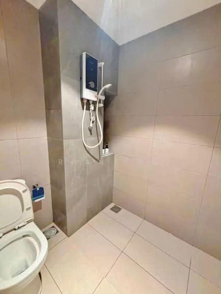 Soho for Sale in Damansara Perdana (Selangor) - Ryan Swe - Bathroom - PropertyGuru.com.my