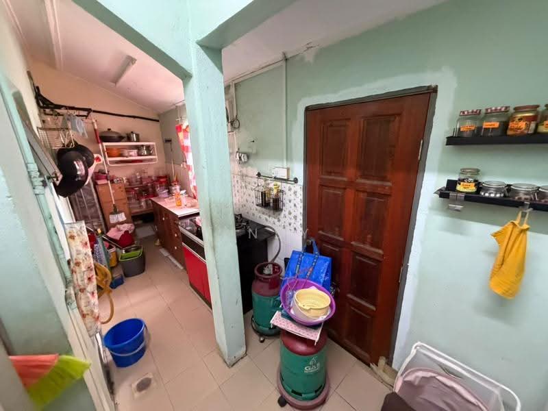 2-storey Terraced House for Sale in Rawang (Selangor) - Andy Yap - Kitchen - PropertyGuru.com.my