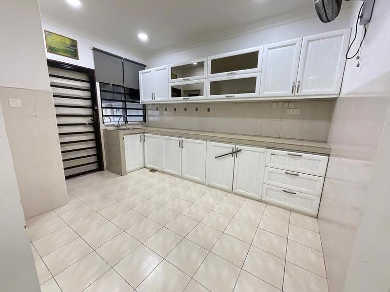 Rumah Teres 2-Tingkat untuk Dijual di Rawang (Selangor) - Andy Yap - Kitchen - PropertyGuru.com.my