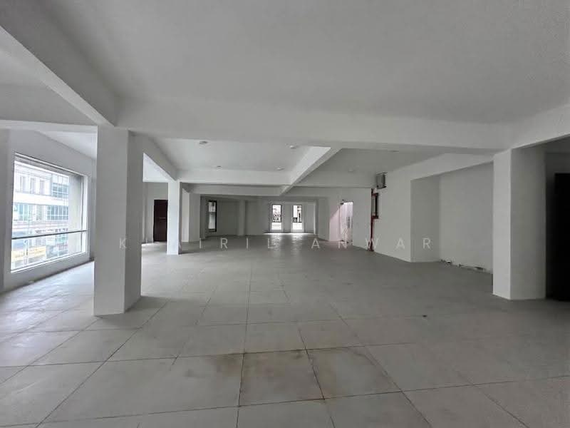 Shop / Office for Rent in Kota Damansara (Selangor) - Khairil Anwar Sirajudin - Interior - PropertyGuru.com.my