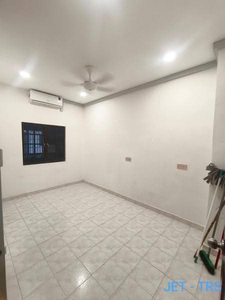 Rumah Teres 2-Tingkat untuk Dijual di Klang (Selangor) - Tom Lee - PropertyGuru.com.my