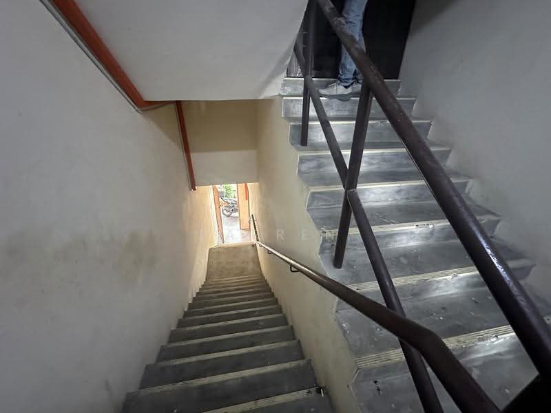 Shop / Office for Sale in Batu Maung (Penang) - Darren Lye - Corridor - PropertyGuru.com.my