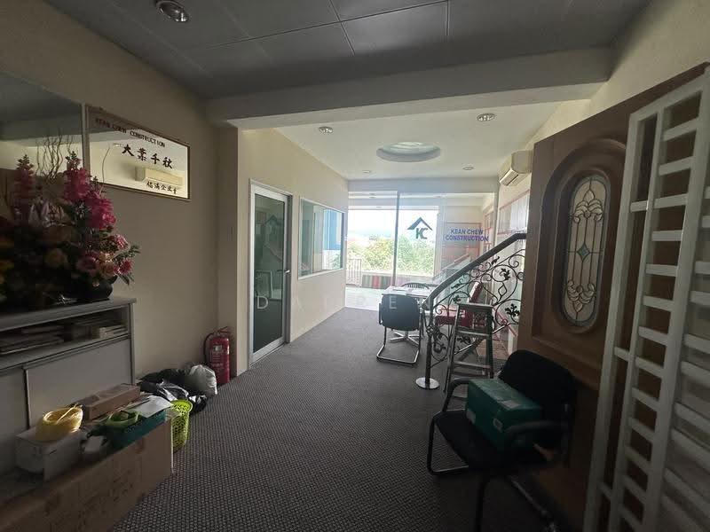 Shop / Office for Sale in Batu Maung (Penang) - Darren Lye - Interior - PropertyGuru.com.my