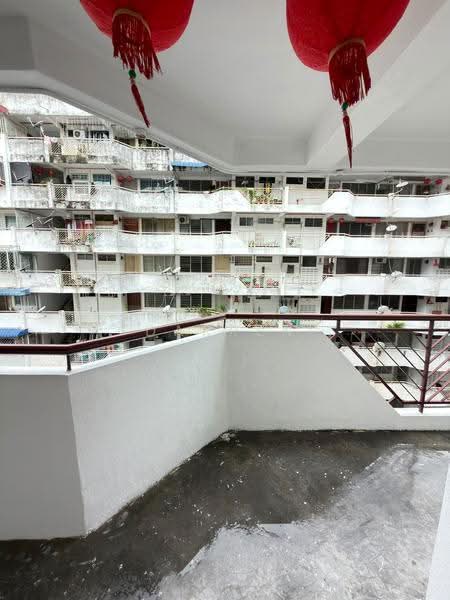 Pangsapuri untuk Dijual di Desa Green - Darren Lye - Exterior - PropertyGuru.com.my