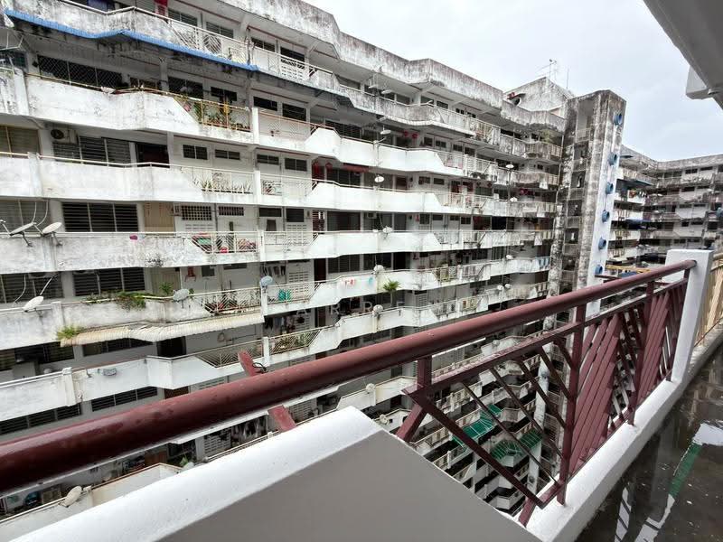 Pangsapuri untuk Dijual di Desa Green - Darren Lye - Exterior - PropertyGuru.com.my
