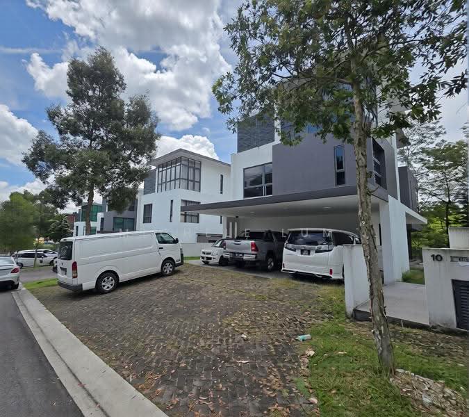 Bungalow House for Sale in Puchong (Selangor) - Michele Lum - Exterior - PropertyGuru.com.my