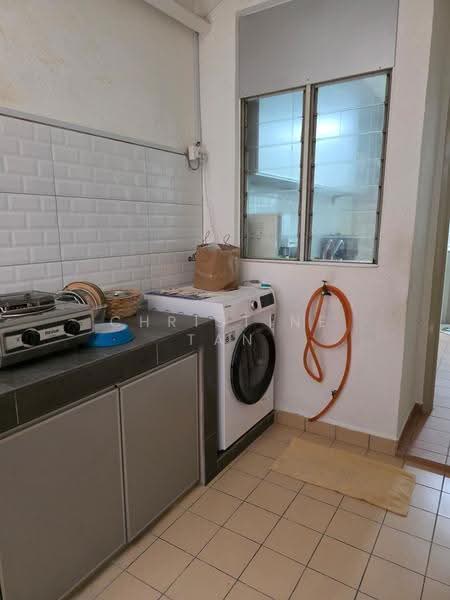 Apartment for Sale at D'shire Villa - Christine Tan - Kitchen - PropertyGuru.com.my