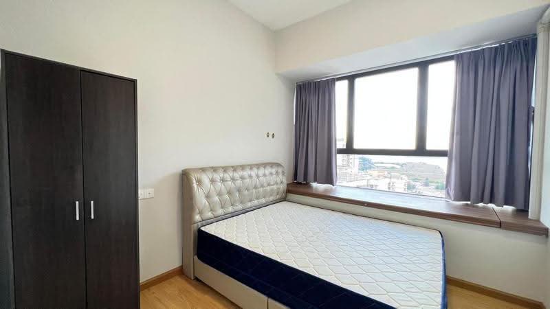 Condominium for Rent at Lovell @ Country Garden Danga Bay - YC Fung - Bedroom - PropertyGuru.com.my