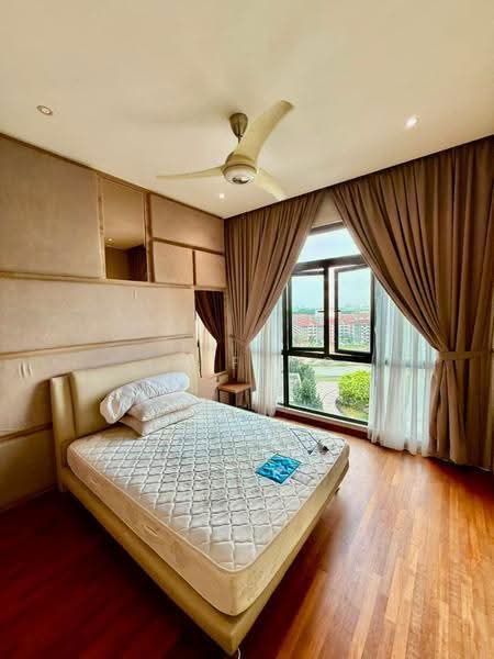 Service Residence for Rent at Crescent Bay Suites (Teluk Bayu) - YC Fung - Bedroom - PropertyGuru.com.my