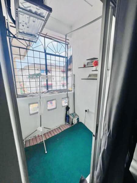 Pangsapuri untuk Disewa di Pangsapuri Sri Baiduri - Erin Yusof - Balcony - PropertyGuru.com.my