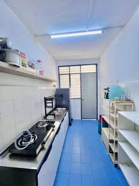 Pangsapuri untuk Disewa di Pangsapuri Sri Baiduri - Erin Yusof - Kitchen - PropertyGuru.com.my