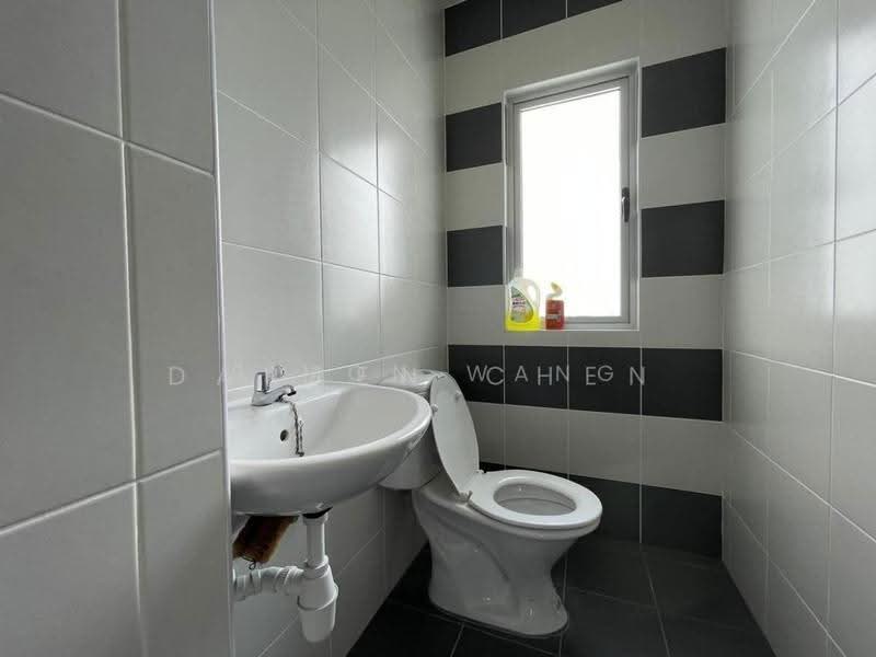 Apartment for Sale at Camellia Residence - Simon Wang - Bathroom - PropertyGuru.com.my