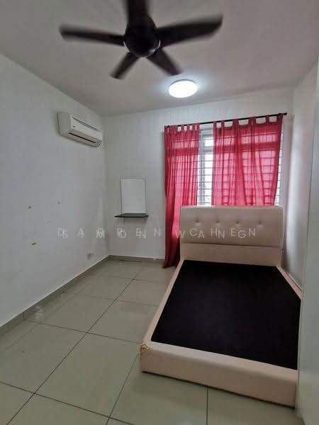 Apartment for Sale at Austin Suites (Permata Austin) - Simon Wang - Bedroom - PropertyGuru.com.my