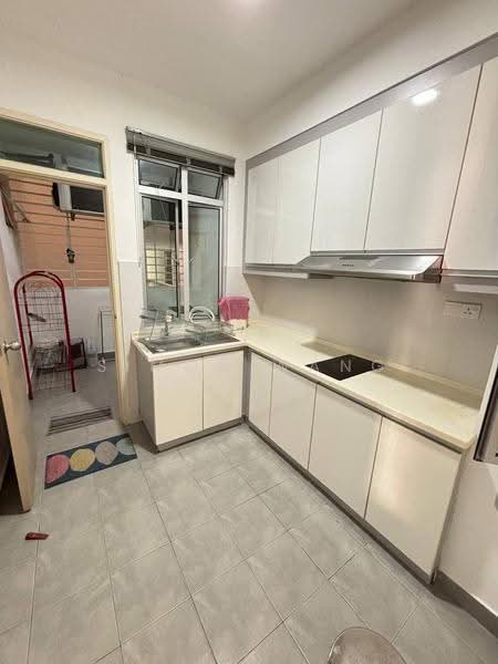 Apartment for Sale at Austin Suites (Permata Austin) - Simon Wang - Kitchen - PropertyGuru.com.my