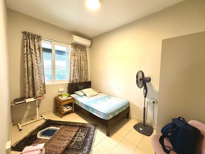 Rumah Berkembar untuk Dijual di SS4 (Petaling Jaya) - Nurul Izza - Bedroom - PropertyGuru.com.my