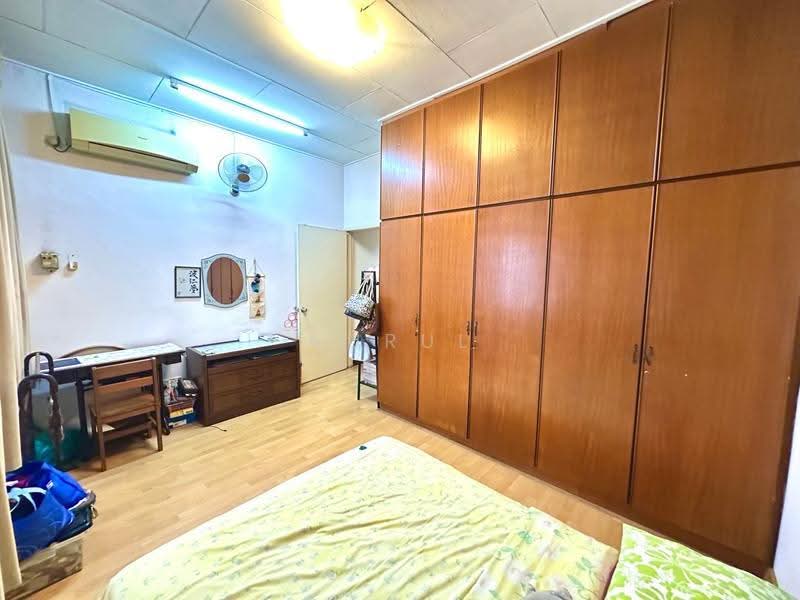 Rumah Berkembar untuk Dijual di SS4 (Petaling Jaya) - Nurul Izza - Bedroom - PropertyGuru.com.my