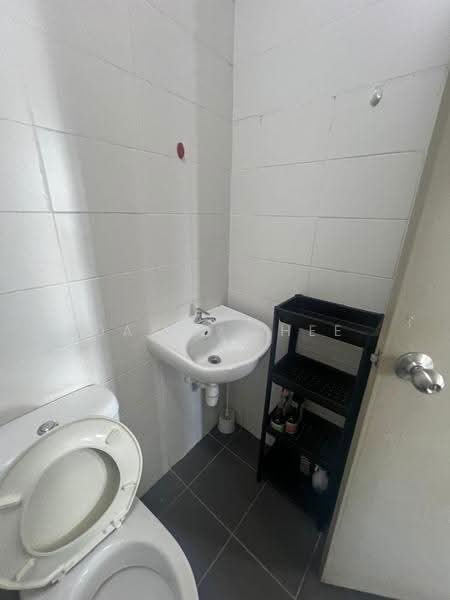 Service Residence for Sale at Vue Residences - David Chee - Bathroom - PropertyGuru.com.my