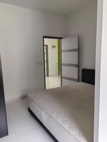 Service Residence for Rent at Seasons Amara Larkin - YC Fung - Bedroom - PropertyGuru.com.my