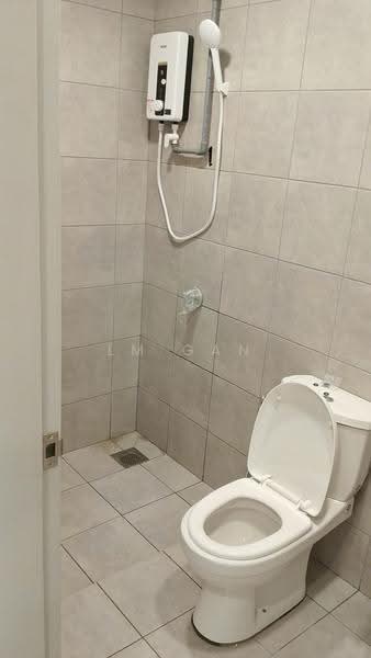 Kediaman Servis untuk Disewa di One Equine - LM Gan - Bathroom - PropertyGuru.com.my
