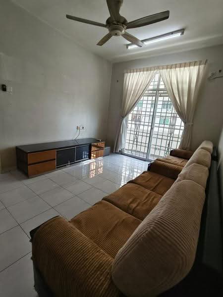 Pangsapuri untuk Disewa di Sri Mekar 2 - Jane Ng - Living Room - PropertyGuru.com.my