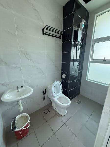Kediaman Servis untuk Disewa di D'carlton (Residensi Seri Mega) - Ray Tung - Bathroom - PropertyGuru.com.my