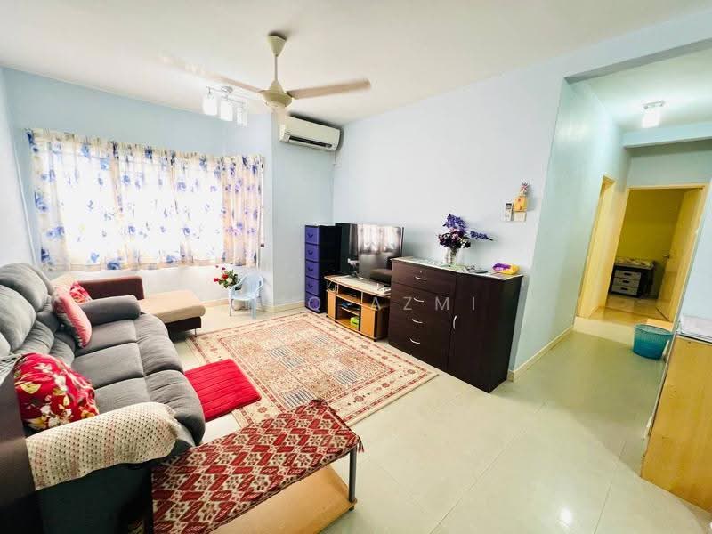 Kondominium untuk Dijual di Bayu Tasik 2 - Aniq Azmi - Living Room - PropertyGuru.com.my