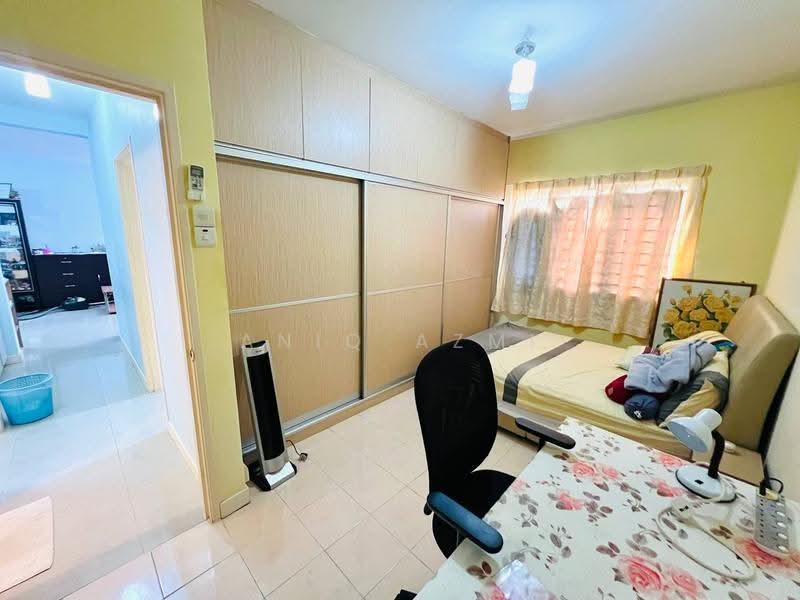 Kondominium untuk Dijual di Bayu Tasik 2 - Aniq Azmi - Bedroom - PropertyGuru.com.my