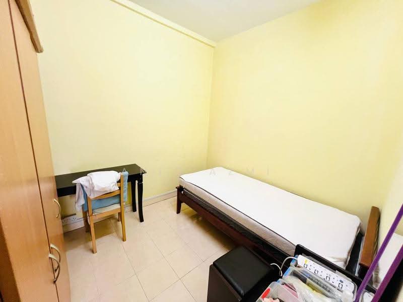 Kondominium untuk Dijual di Bayu Tasik 2 - Aniq Azmi - Bedroom - PropertyGuru.com.my