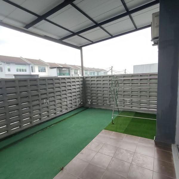 2.5-storey Terraced House for Rent in Taman Pulai Mutiara (Iskandar Puteri (Nusajaya)) - Mindy Lee - Balcony - PropertyGuru.com.my