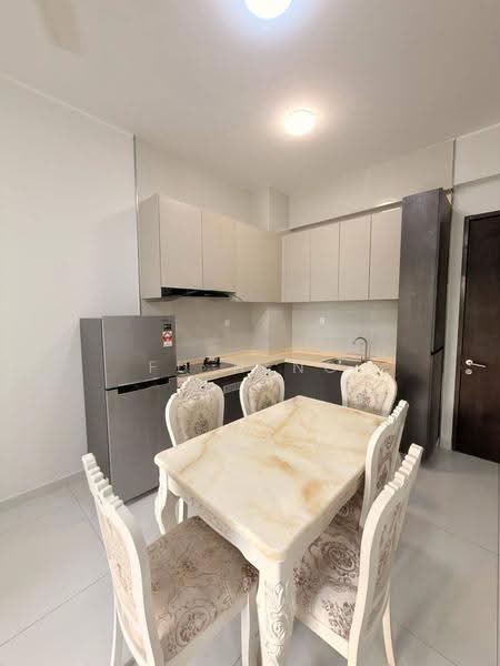 Condominium for Sale at Amberside @ Country Garden Danga Bay - Fu Heng Chong - Kitchen - PropertyGuru.com.my