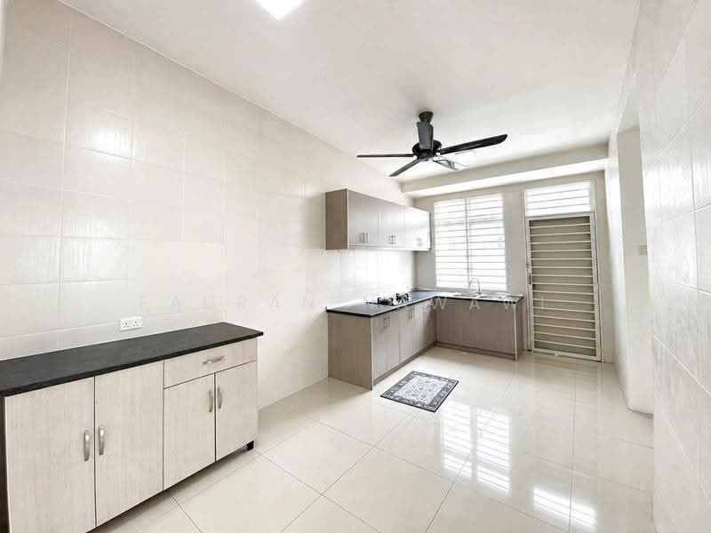 Rumah Berkembar untuk Dijual di Jenjarom (Selangor) - Fauran Nawawi - PropertyGuru.com.my