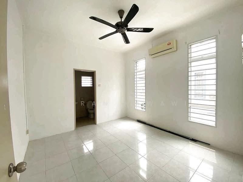 Rumah Berkembar untuk Dijual di Jenjarom (Selangor) - Fauran Nawawi - PropertyGuru.com.my