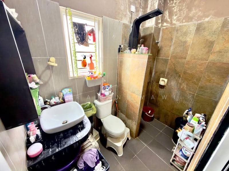 2-storey Terraced House for Sale in Puchong (Selangor) - Fauran Nawawi - PropertyGuru.com.my