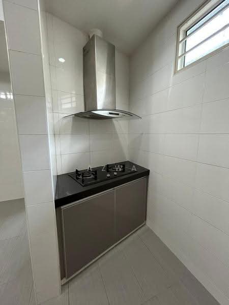 2-storey Terraced House for Rent in Shah Alam (Selangor) - Azwa Abas - Kitchen - PropertyGuru.com.my