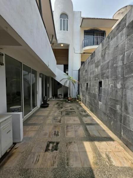 3-storey Terraced House for Sale in Taman Seputeh (Seputeh) - Justin Voon - Exterior - PropertyGuru.com.my