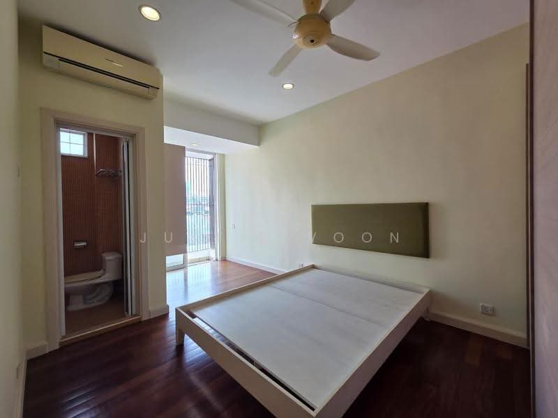 3-storey Terraced House for Sale in Taman Seputeh (Seputeh) - Justin Voon - Bedroom - PropertyGuru.com.my