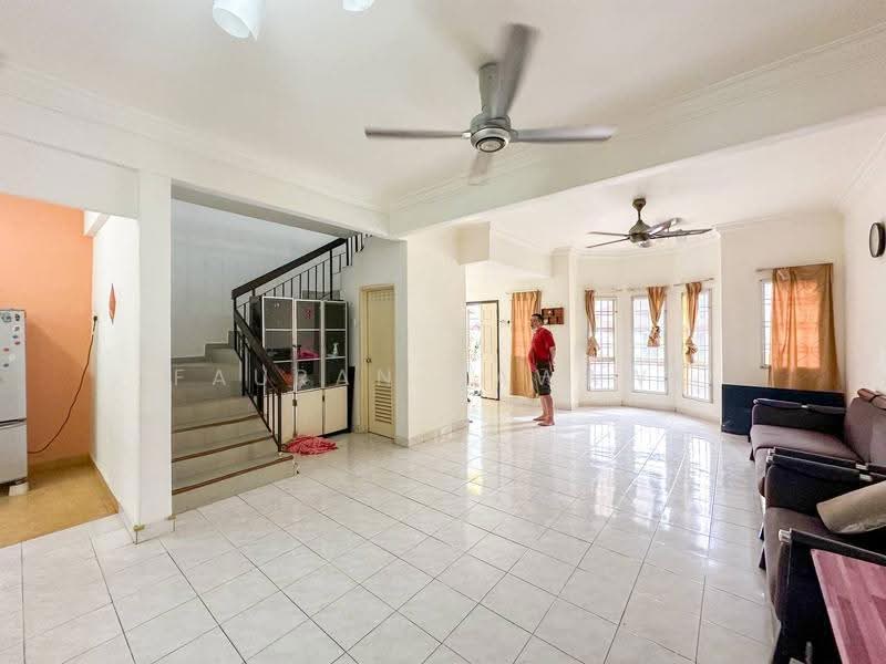 Rumah Teres 2-Tingkat untuk Dijual di Taman Aman Putra (Puchong) - Fauran Nawawi - PropertyGuru.com.my