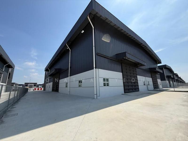 Factory for Rent in Taman Kapar Permai (Kapar) - Jonathan Yeoh - Exterior - PropertyGuru.com.my