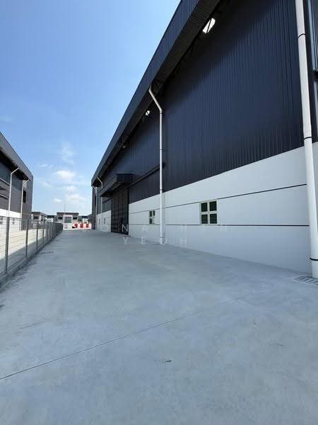Factory for Rent in Taman Kapar Permai (Kapar) - Jonathan Yeoh - Exterior - PropertyGuru.com.my