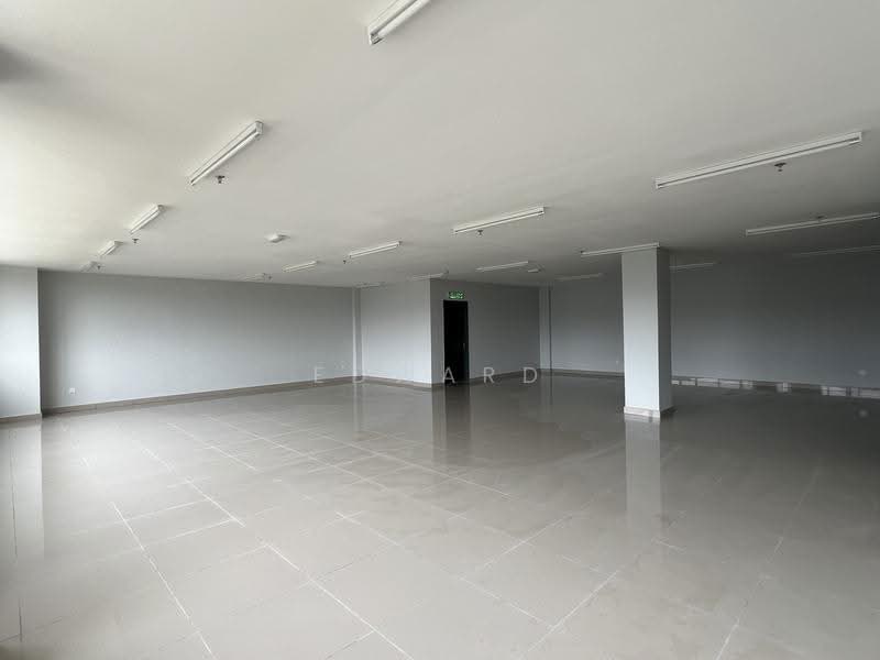 Detached Factory for Rent in Glenmarie (Selangor) - Edward Pek Thian Kor - Interior - PropertyGuru.com.my