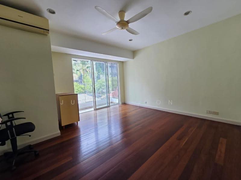 Rumah Teres 3-Tingkat untuk Dijual di Taman Seputeh (Seputeh) - Justin Voon - Living Room - PropertyGuru.com.my