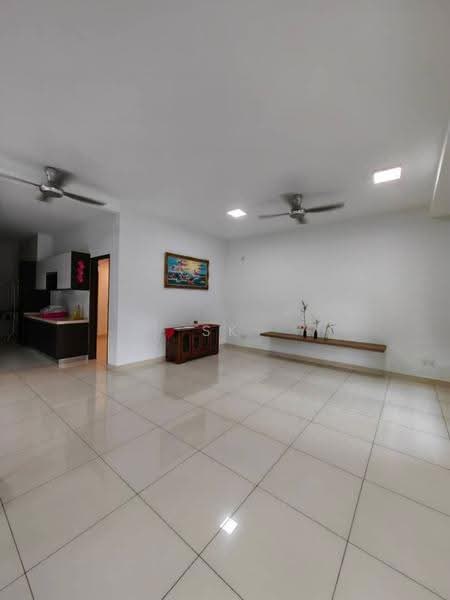 Rumah Kluster untuk Dijual di Taman Sutera Utama (Skudai) - SK GOO - Living Room - PropertyGuru.com.my