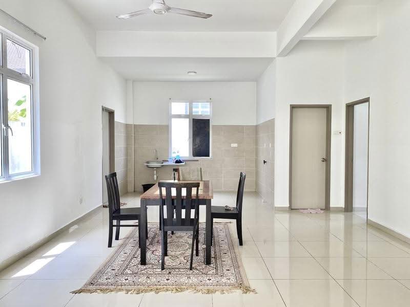 Bungalow House untuk Dijual di Senawang (Ampangan) - Alif Saad - Dining Room - PropertyGuru.com.my