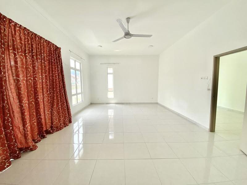 Bungalow House untuk Dijual di Senawang (Ampangan) - Alif Saad - Living Room - PropertyGuru.com.my