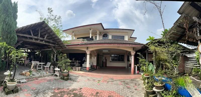 Bungalow House for Sale in Gunung Rapat (Ipoh) - Amie Chong - Exterior - PropertyGuru.com.my