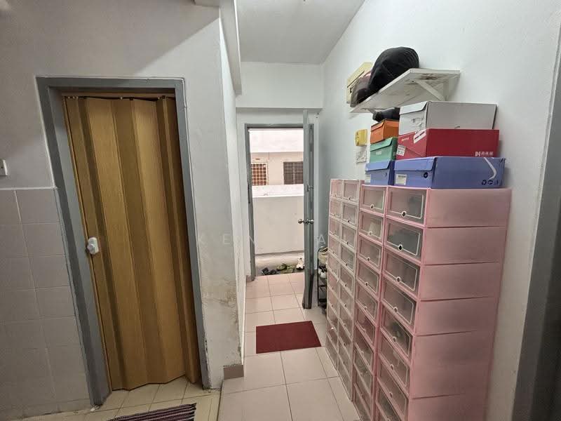 Rumah Flat untuk Dijual di Angsana - Ken Lai - Corridor - PropertyGuru.com.my