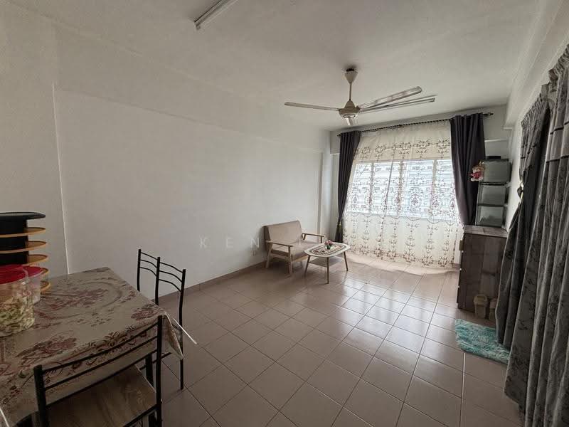 Rumah Flat untuk Dijual di Angsana - Ken Lai - Living Room - PropertyGuru.com.my