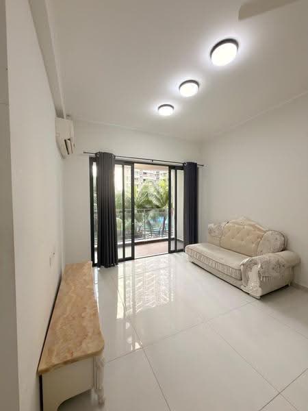 Condominium for Sale at Amberside @ Country Garden Danga Bay - Jack Liew - Living Room - PropertyGuru.com.my