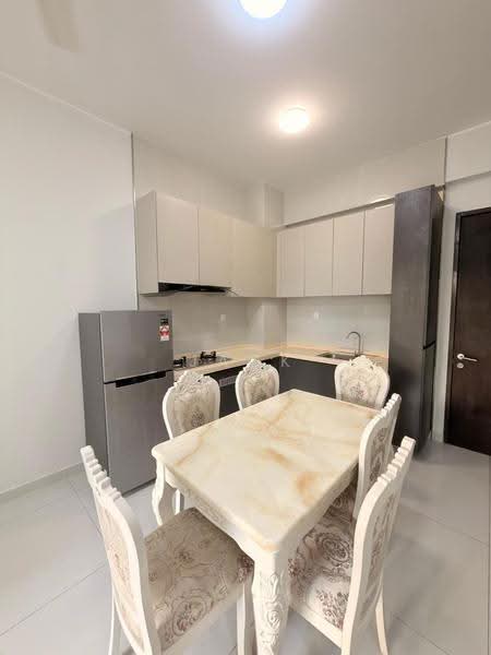 Condominium for Sale at Amberside @ Country Garden Danga Bay - Jack Liew - Kitchen - PropertyGuru.com.my